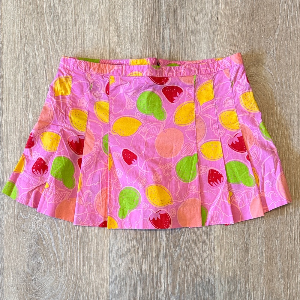Lilly Pulitzer Vintage Early 2000’s Pink Fruit Print Pleated Mini Skort